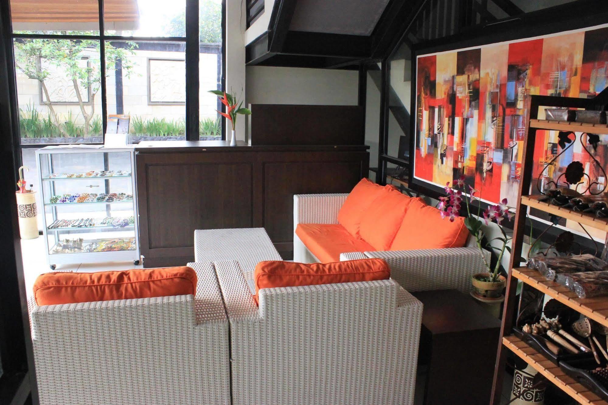 Bumi Cikeas Sentul Bogor Hotel Екстериор снимка