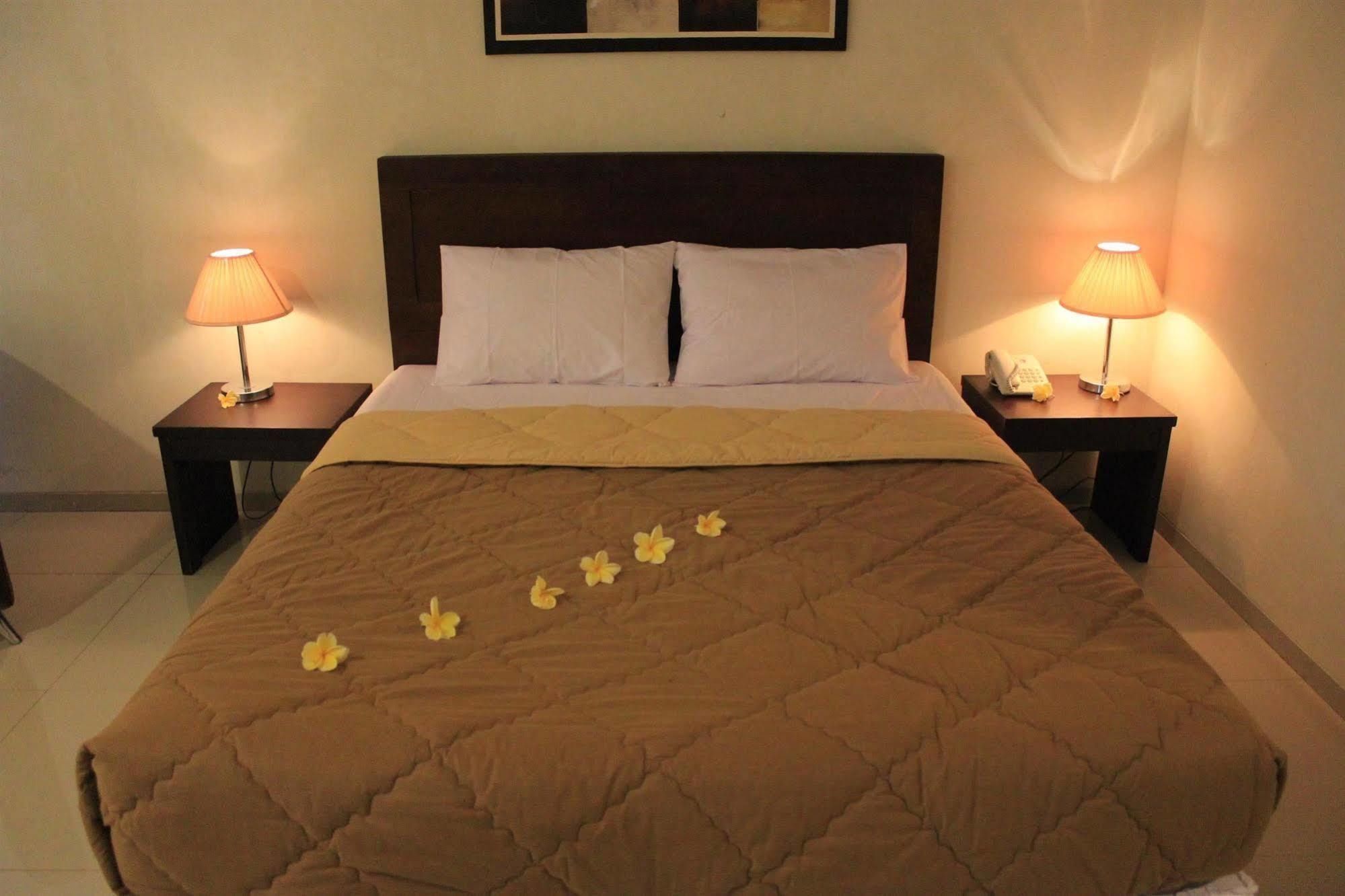Bumi Cikeas Sentul Bogor Hotel Екстериор снимка