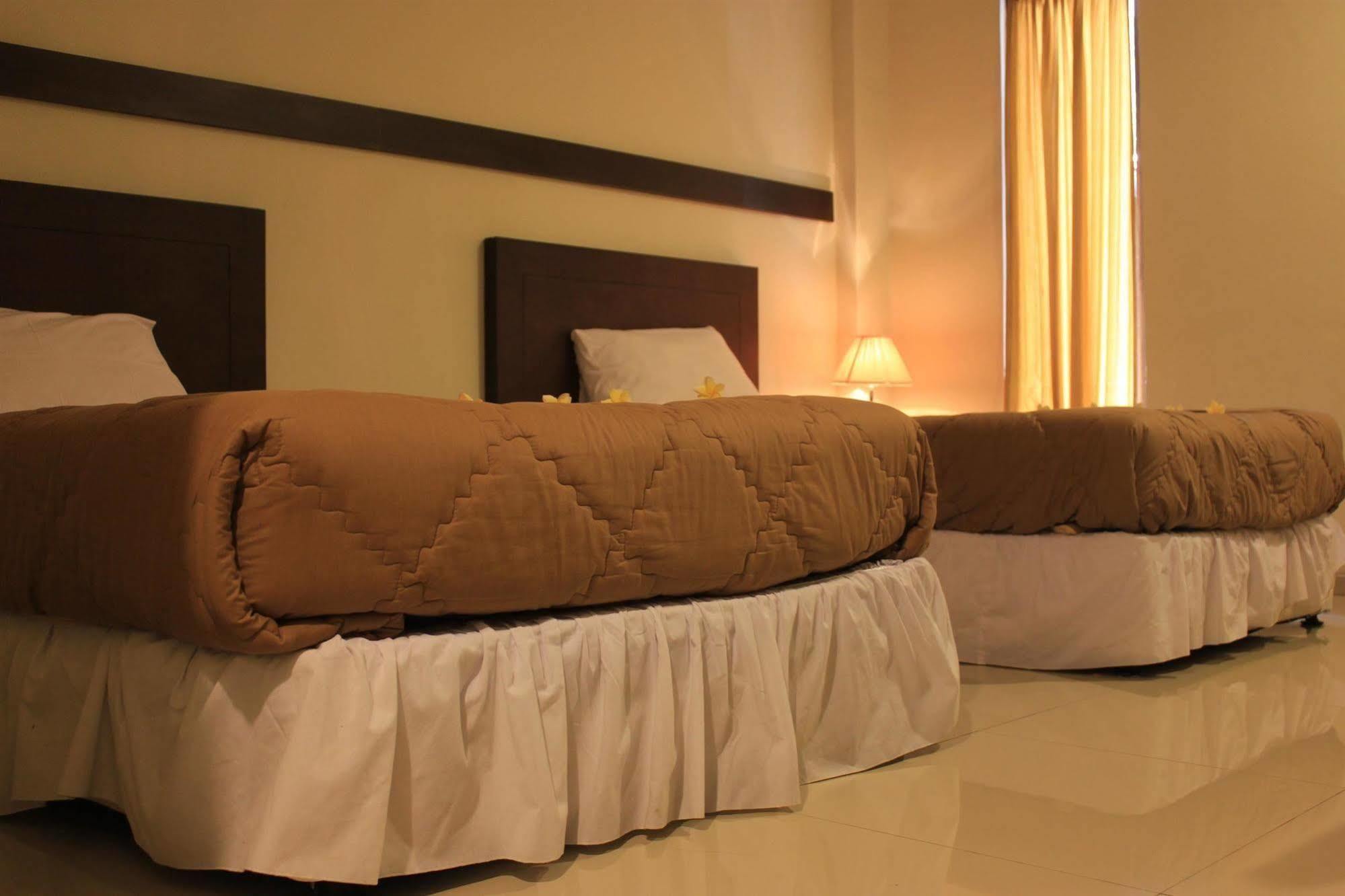 Bumi Cikeas Sentul Bogor Hotel Екстериор снимка