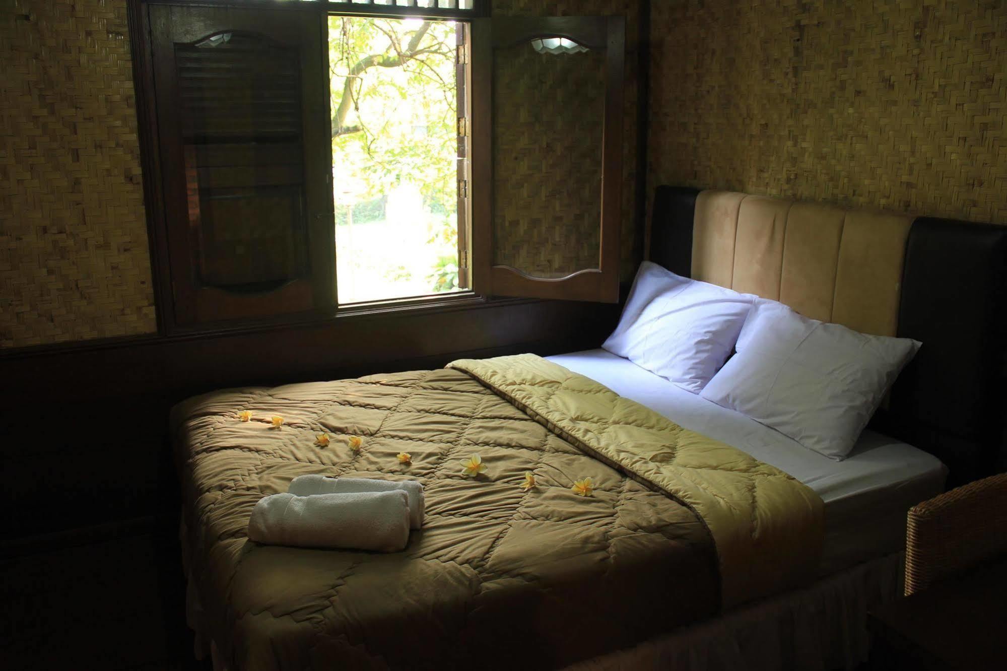 Bumi Cikeas Sentul Bogor Hotel Екстериор снимка