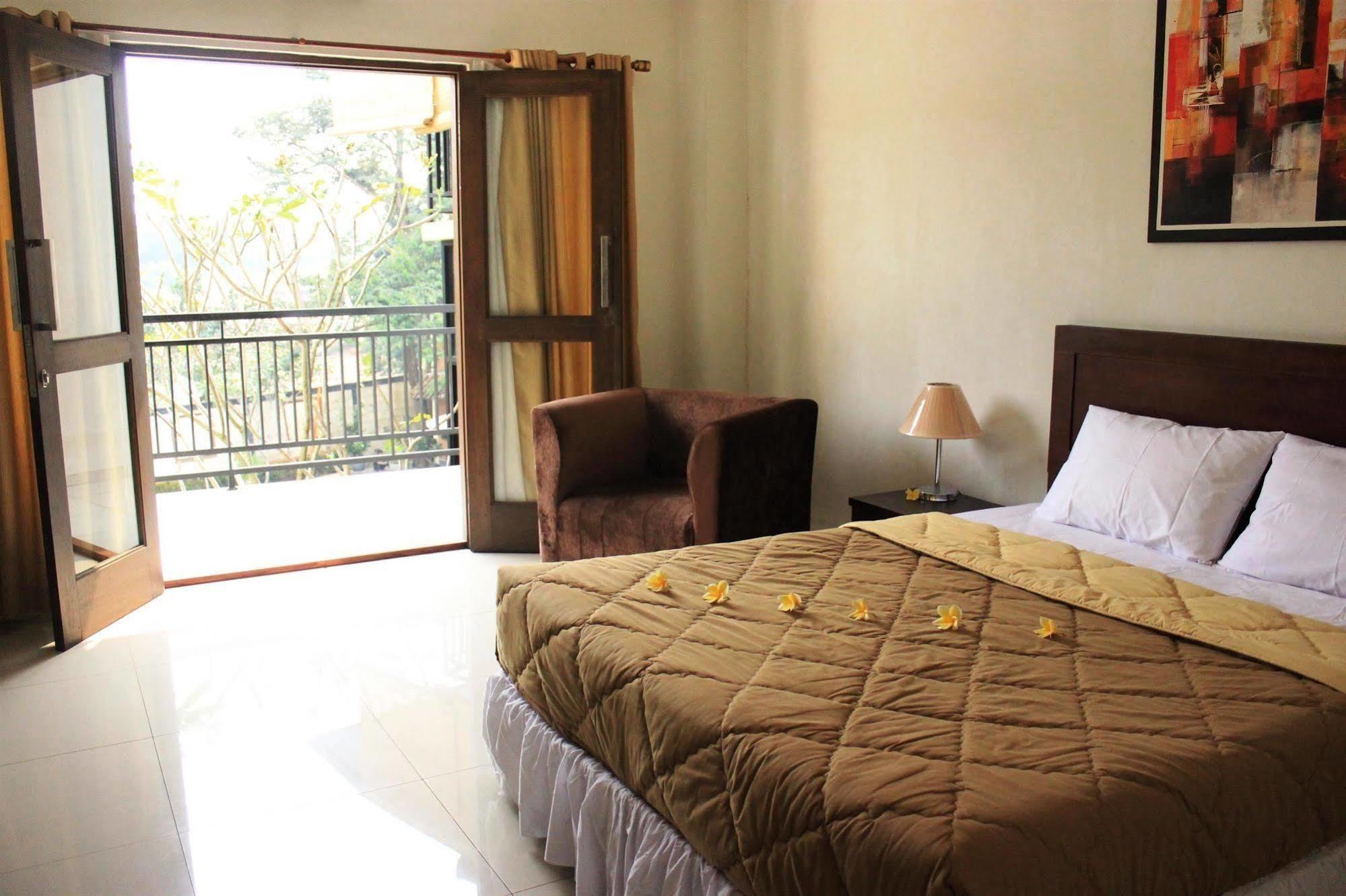Bumi Cikeas Sentul Bogor Hotel Екстериор снимка