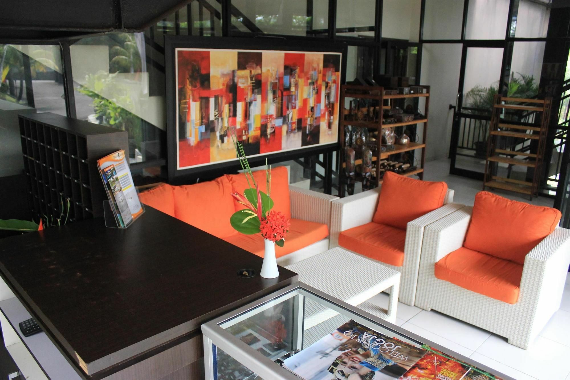 Bumi Cikeas Sentul Bogor Hotel Екстериор снимка