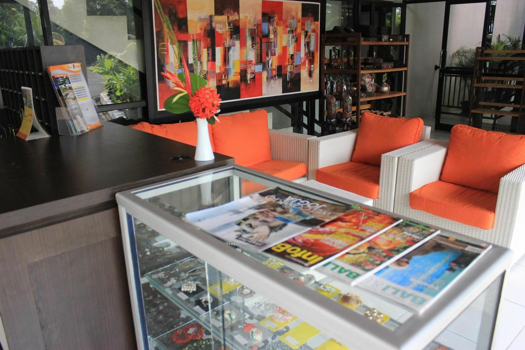 Bumi Cikeas Sentul Bogor Hotel Екстериор снимка
